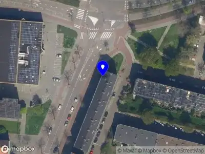 Ambulance met gepaste spoed naar de Slaak in Rotterdam