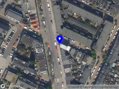 Ambulance met grote spoed naar de Rozenburgsestraat in Schiedam