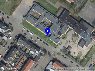 Brandweer met grote spoed naar de Van Leeuwenhoeklaan in Oosterhout vanwege gebouwbrand