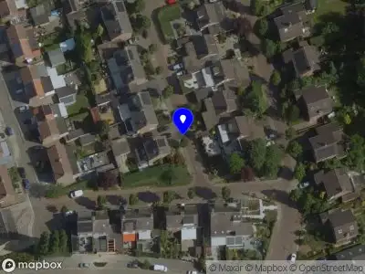 112 melding Brandweer met gepaste spoed naar de Margrietstraat in Merkelbeek vanwege afhijsen patient