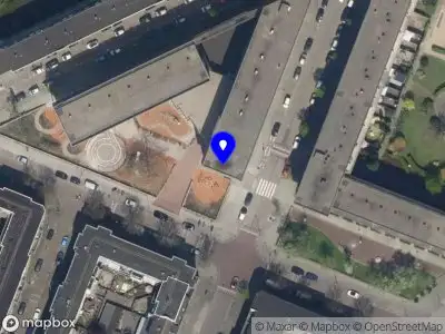 Ambulance met gepaste spoed naar de Da Costastraat in Rotterdam