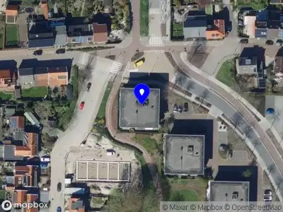 112 melding Ambulance met grote spoed naar de Plataan in Barendrecht