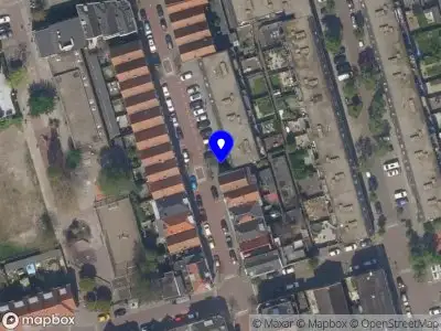 Ambulance met gepaste spoed naar de Pieter Karel Drossaartstraat in Vlaardingen
