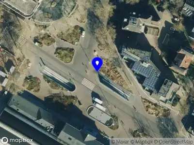 Politie naar de Stationsplein in Zwolle vanwege aanrijding met letsel