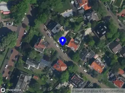 Ambulance met gepaste spoed naar de Jacob van Lenneplaan in Haarlem