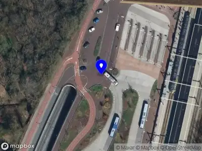 Brandweer met grote spoed naar de Stationsplein in Assen vanwege afgaan automatisch brandalarm