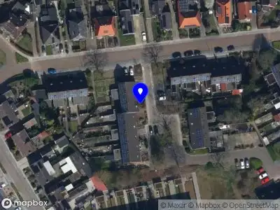 Brandweer met gepaste spoed naar de Cort van der Lindenstraat in Assen