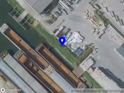 Brandweer met grote spoed naar de Mijnheerkensweg in Roermond vanwege middelgrote brand