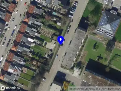 Ambulance met grote spoed naar de Van Lennepstraat in Ridderkerk