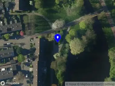 Ambulance met grote spoed naar de Sluiswaard in Alkmaar