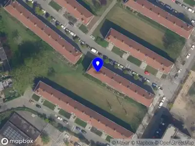 Ambulance met grote spoed naar de Leeuwenbekstraat in Rotterdam