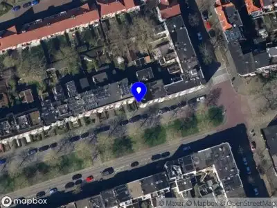 Brandweer met gepaste spoed naar de Graaf Adolfstraat in Groningen