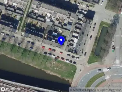 Politie naar de Hoogvlietsekerksingel in Hoogvliet Rotterdam vanwege dier(en) in nood