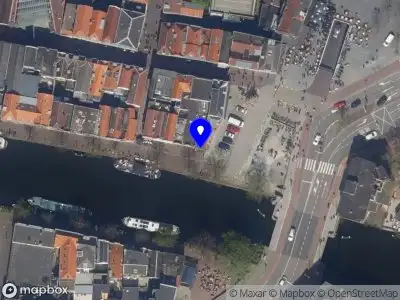 Ambulance met gepaste spoed naar de Lange Haven in Schiedam