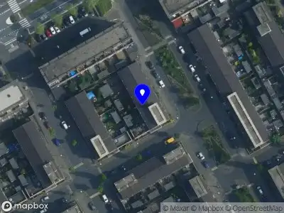 Brandweer met gepaste spoed naar de Pikoletstraat in Amsterdam