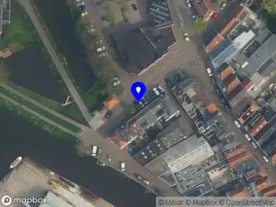 112 melding Brandweer met gepaste spoed naar de Arminiusplein in Oudewater vanwege waarnemen gaslucht