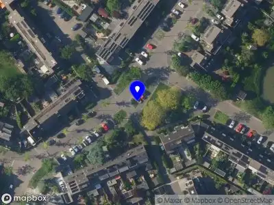 Brandweer met gepaste spoed naar de Vrouwenzand in Huizen vanwege afhijsen patient