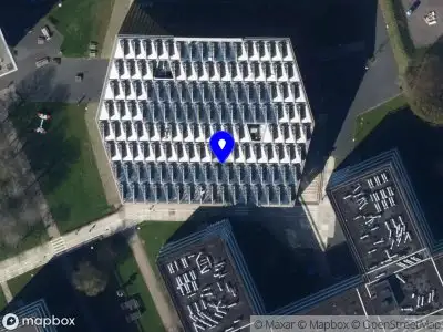 Brandweer met grote spoed naar de Nijenborgh in Groningen