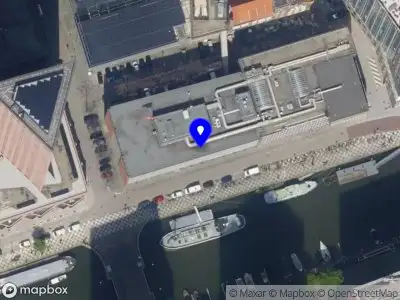 Brandweer met gepaste spoed naar de Nieuwehaven in Rotterdam