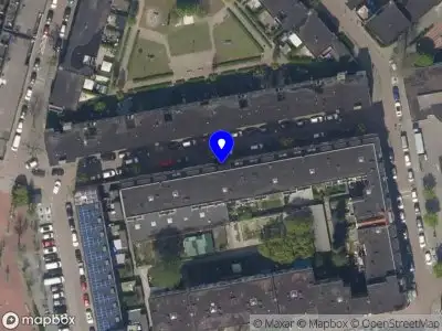 Ambulance met gepaste spoed naar de Adriaen Nimantsstraat in Rotterdam