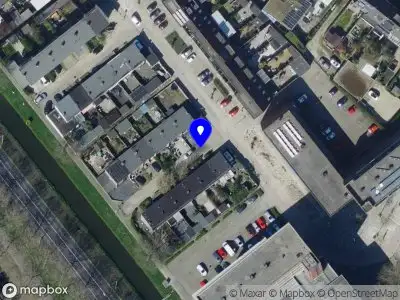 Brandweer met grote spoed naar de Witte de Withstraat in Spijkenisse vanwege afhijsen patient