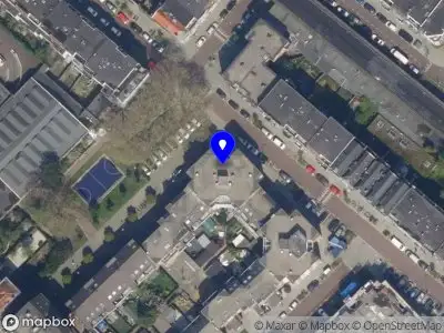 Brandweer met gepaste spoed naar de Schout Heynricstraat in Rotterdam