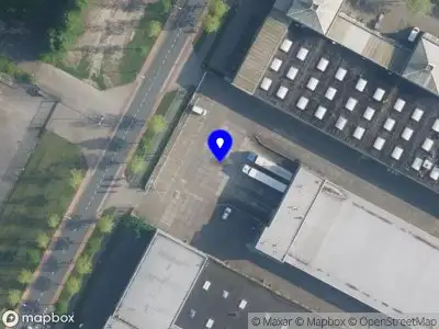 Brandweer met gepaste spoed naar de Gyroscoopweg in Amsterdam