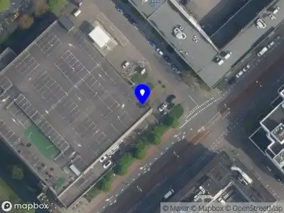 Ambulance met grote spoed naar de Van Rijnweg in Rijswijk