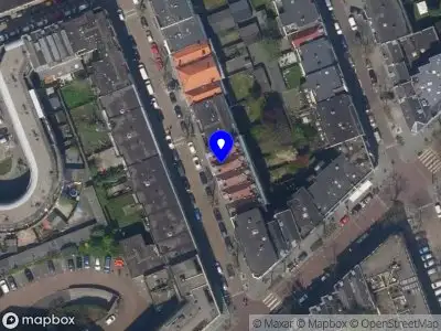 Ambulance met gepaste spoed naar de Pupillenstraat in Rotterdam