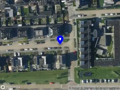 Ambulance met grote spoed naar de Bosveen in Wognum