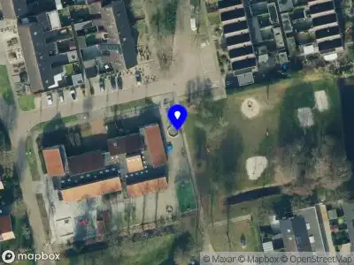 Brandweer met gepaste spoed naar de De Koolmees in Vriezenveen vanwege stankoverlast