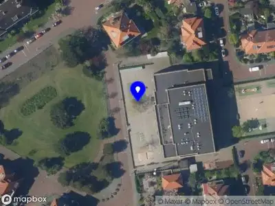 Ambulance met grote spoed naar de Fazantplein in 's-Gravenhage