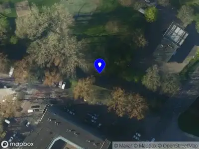 Ambulance met grote spoed naar de Jan van Goyenstraat in Alkmaar