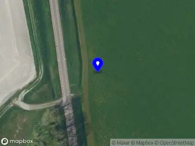 Ambulance met grote spoed naar de Groetweg in Middenmeer