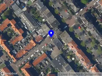 Ambulance met grote spoed naar de Nieuwstraat in Voorburg