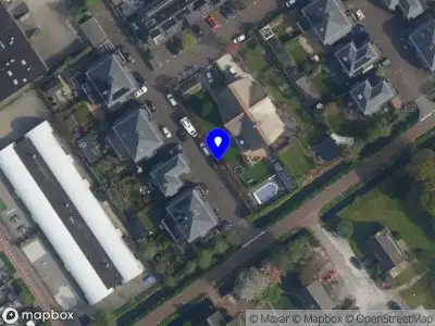 Ambulance met grote spoed naar de Hof van Koningsveld in Nootdorp