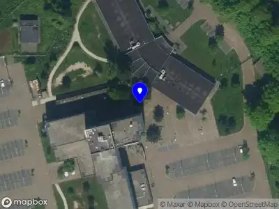 Ambulance met grote spoed naar de Parlevinkerstraat in Velsen-Noord