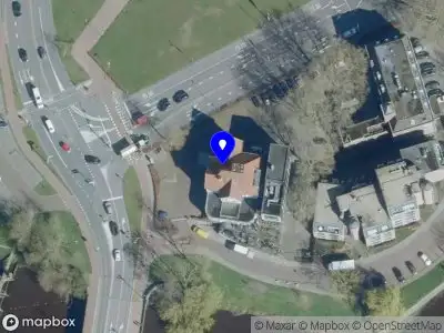 Politie naar de Wilhelminaplein in 's-Hertogenbosch vanwege ongeval met letsel