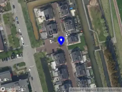 Ambulance met grote spoed naar de Mariënhagen in Rotterdam