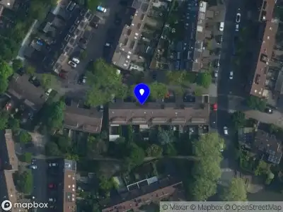 Ambulance met grote spoed naar de Hartschelp in Diemen