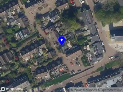 Ambulance met gepaste spoed naar de Binnenhof in Capelle aan den IJssel