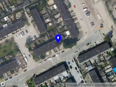 Ambulance met grote spoed naar de Prinsendijk in Rotterdam