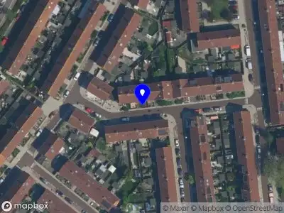 Ambulance met grote spoed naar de Hoekschewaardplein in Amsterdam