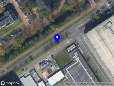 Politie met grote spoed naar de Sandifortdreef in Leiden vanwege ongeval met letsel