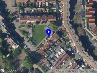 Ambulance met grote spoed naar de Spinazieakker in Zoetermeer