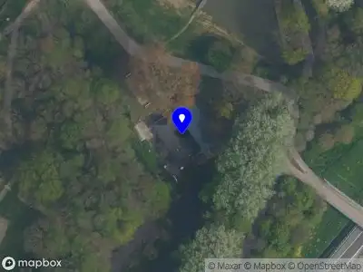 Ambulance met grote spoed naar de Pieter Postmapad in Rijswijk