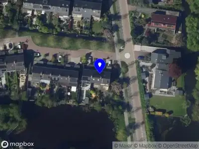 Ambulance met grote spoed naar de Darwinstraat in Boskoop