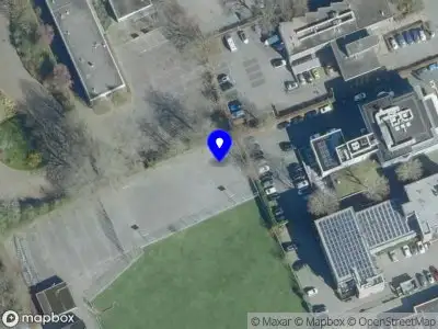 Politie naar de Ploossche Hof in 's-Hertogenbosch vanwege ongeval met letsel