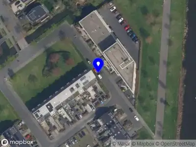 Ambulance met gepaste spoed naar de Pierre Cardinstraat in Rotterdam