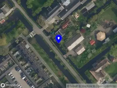 Politie met grote spoed naar de Bloemendaalseweg in Gouda vanwege voertuigen te water